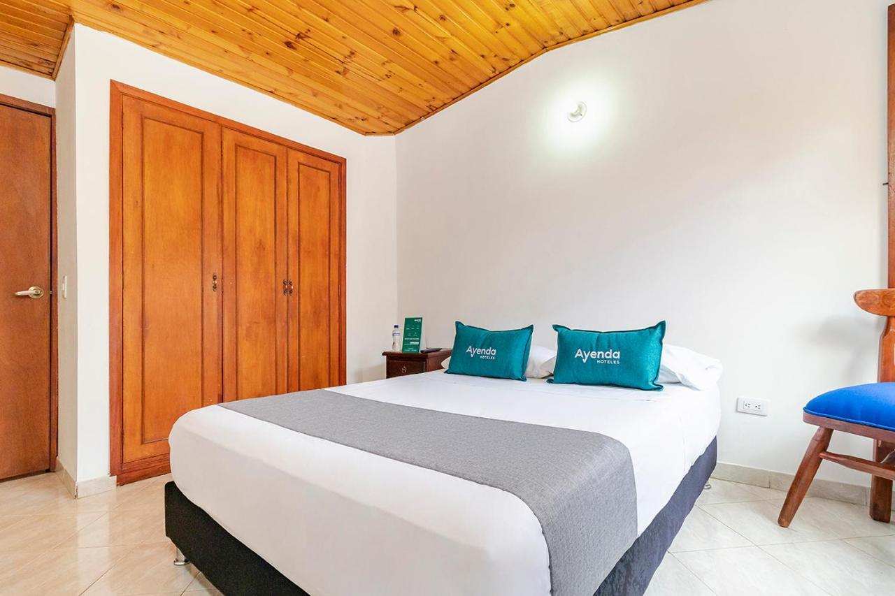 Ayenda Hotel Casona Santa Rosa Chia Ngoại thất bức ảnh